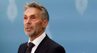 Hollanda Başbakanı Dick Schoof Görevi Bıraktı