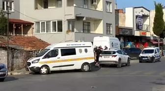 Komşuları karı-kocayı silahla vurdu, birinin durumu ağır