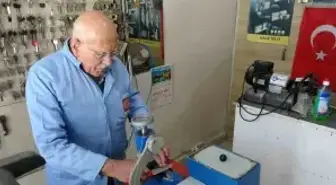 Kurban Bayramı Öncesi Kütahya'da Bıçak Bileme Yoğunluğu