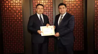 Kütahya Valisi Işın'dan Mülki İdare Amirlerine Veda Yemeği