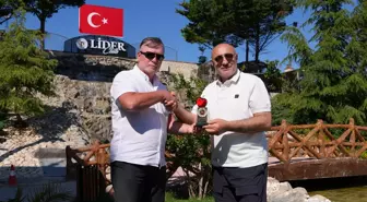 Lider Club'a 'Kızıl Elma' ödülü: Turizme ve biniciliğe katkı onurlandırıldı
