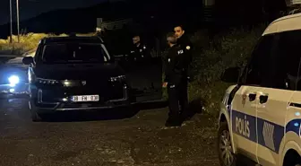 3 kişiyi sokakta tüfekle vurdu