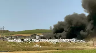 Çorlu'da Geri Dönüşüm Tesisinde Yangın Çıktı