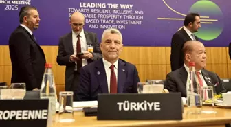 Ticaret Bakanı Bolat, Fransa'da