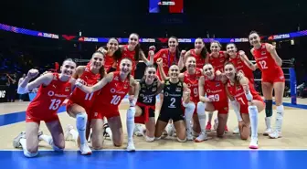 A Milli Kadın Voleybol Takımı, VNL'ye Fransa Zaferiyle Başladı