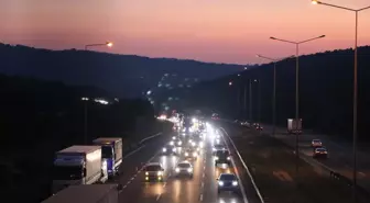 Bolu'da Kurban Bayramı Tatili İçin Araç Yoğunluğu