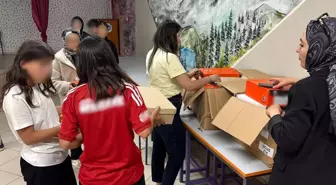 Bayburt'ta Eğitime Destek: Öğrencilere Giyim ve Ayakkabı Yardımı