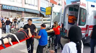 Mersin'de Motosiklet Devrildi, Sürücü Yaralandı