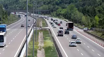 Bolu Geçişinde Kurban Bayramı Trafik Yoğunluğu