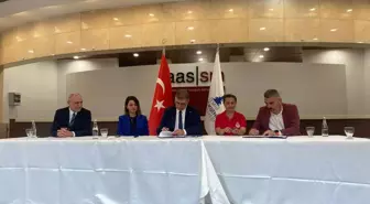İzmir Büyükşehir Belediyesi'nde Toplu İş Sözleşmesi İmzalandı