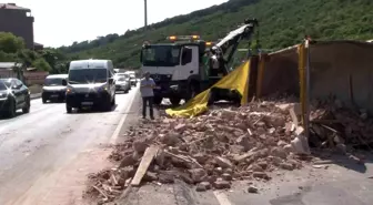 Maltepe'de Hafriyat Kamyonu Kazası: Yol Kapandı