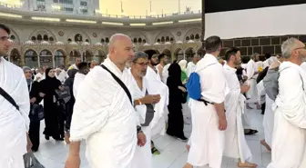 Hacı Adayları Arafat'a Yolculuğa Çıkıyor