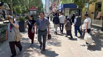 Eskişehir'de Arefe Günü Çarşıda yoğunluk