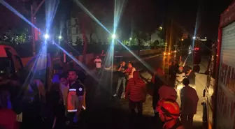 Avcılar'da Minibüs ve Otomobil Çarpıştı: 4 Yaralı