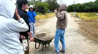 Çinli Turistlerden Duygulandıran Misafirlik