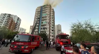 Diyarbakır'da 13 Katlı Binada Yangın: Tahliye Çalışmaları Devam Ediyor