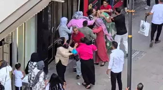 Karabük'te Kadınlar Arasında Kavga Kameralara Yansıdı