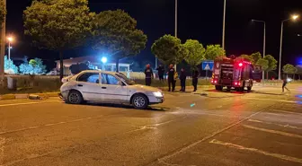 Sivas'ta Otomobil Kazası: 5 Yaralı, Yol Bir Süre Kapalı