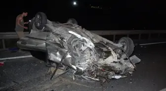 İzmir'de Trafik Kazası: Çift Hayatını Kaybetti, Bebek ve Diğer Sürücü Ağır Yaralı