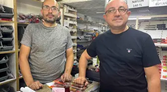 Görme Engelli Zekeriya Yüce'nin Bıçak Bileme Serüveni