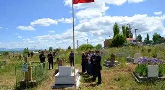 Kaymakam Koşansu'dan şehit aileleri ve gazilere bayram ziyareti
