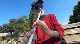 70 Yaşındaki Bayram Bat, Parmaklarına Rağmen Ney ile Hayran Bırakıyor
