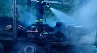 Çorum'da Tır Dorsesinde Yangın Çıktı