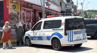 Kocaeli'de Markette Kıyma Makinesine Sıkışan Kadının Parmakları Koptu