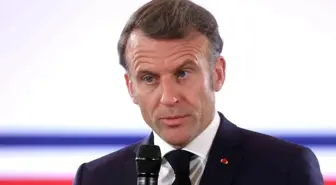 Fransa Cumhurbaşkanı Macron Grönland'ı Ziyaret Edecek
