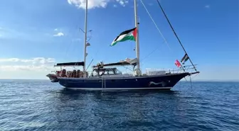 İsrail, 'Madleen' Yardım Gemisinin Gazze'ye Ulaşımını Engellemeye Karar Verdi
