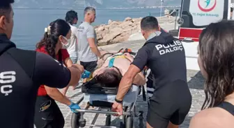 Antalya'da SUP Yaparken Boğulma Tehlikesi Geçiren Genç Kurtarıldı