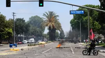 Trump, Los Angeles'taki Protestolarda Maske Takılmasını Yasakladı