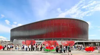Belarus'un Yeni Futbol Stadyumu Açıldı