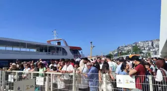 Kurban Bayramı'nın Son Günü Adalar'a Akın