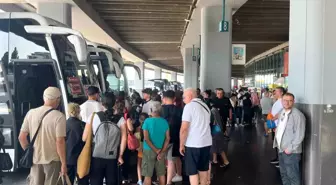 Kurban Bayramı Tatilinde İzmir Otogarı'nda Dönüş Yoğunluğu