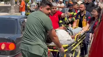 Mersin'de Lastik Patladı, Motosiklet Kazası: 3 Yaralı
