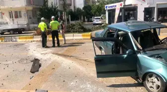 Aydın'da Tofaş Otomobili Ağaca Çarptı: 3 Yaralı