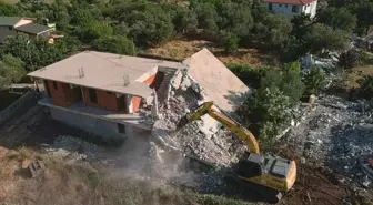 Çanakkale Ayvacık'ta 52 Kaçak Yapı Yıkıldı