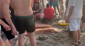 Baba ve 2 çocuğu denizde boğulma tehlikesi geçirdi