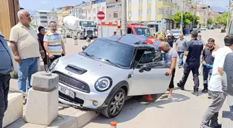 Epilepsi Nöbeti Geçiren Sürücü Kaza Yaptı