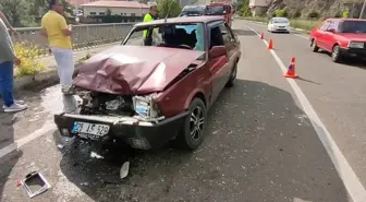 Erzurum'da Trafik Kazası: 3 Yaralı