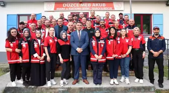 Düzce'de Öğretmenlerden Arama Kurtarma Ekibi Kuruldu
