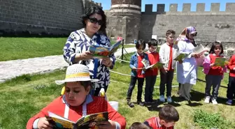 Erzurum'da 'Okulumu Seviyorum' Projesi ile Okuma Şenliği Düzenlendi