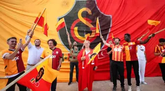 Galatasaray Şampiyonluğunu Dakar'da Coşkuyla Kutladı