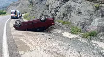 Gümüşhane'de Kontrolden Çıkan Otomobil Ters Döndü: 3 Yaralı
