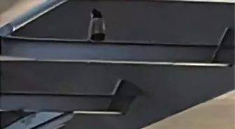 Haliç Metro Köprüsü'nde Bunalıma Giren Kadın Kurtarıldı