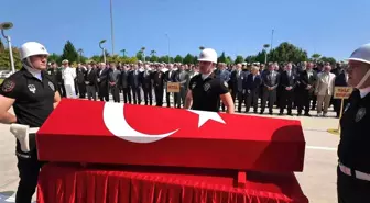 Samsun'da Kalp Krizi Nedeniyle Hayatını Kaybeden Polis Memuru Uğurlandı