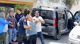 Otomobil Çarpan Çocuk Ambulansa Binmekte Direndi
