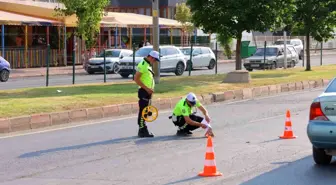 Kahramanmaraş'ta Yol Ortasında Kaza: 42 Yaşındaki Kadın Hayatını Kaybetti