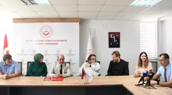 Klozete Terk Edilen Bebek, 8 Ay Sonra Rus Yetkililere Teslim Edildi